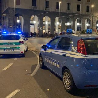 Le forze dell'ordine in piazza Monte Grappa la sera dello scorso 4 maggio in occasione dei festeggiamenti per lo scudetto del Napoli