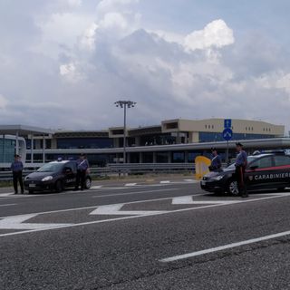 Accattonaggio molesto e abusivi a Malpensa: &quot;daspo urbano&quot; per dieci senza dimora