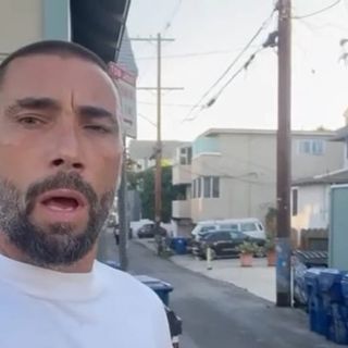 Vittorio Brumotti rapinato a Los Angeles: «Calci, pugni e una pistola in bocca»