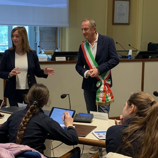 &quot;Il Comune spiegato ai ragazzi”: continua il progetto di educazione civica che avvicina gli studenti