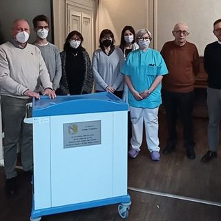 La solidarietà c'è sempre: donati tre carrelli polifunzionali al Day Hospital oncologico