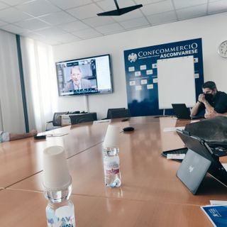 Varese spinge il terziario regionale. Crescono le imprese che hanno affrontato la pandemia con resilienza e innovazione