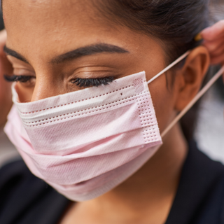 Coronavirus, i contagi si confermano in calo: in provincia di Varese oggi 235 nuovi positivi