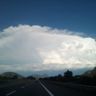 Grande cumulonembo sulla nostra provincia (foto P. Valisa - Centro Geofisico Prealpino)
