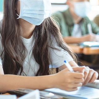 Green pass illimitato e nelle scuole niente dad per vaccinati e guariti: ecco le nuove misure contro il Covid