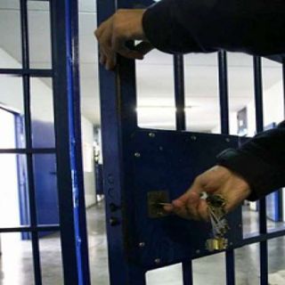 Carceri, Gadda (Iv): «La situazione esplode mentre il governo fa finta di niente»