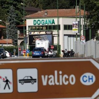 Coronavirus, in Svizzera bar e ristoranti restano chiusi fino a fine febbraio
