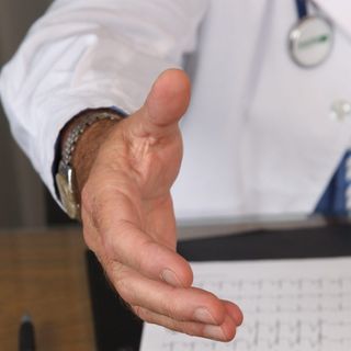 Astuti e Pagani (Pd): «No alla chiusura della guardia medica a Saronno»