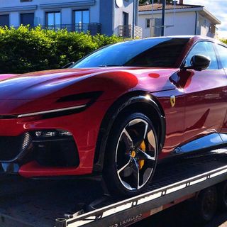 Ferrari Purosangue da 400 mila euro sequestrata al Gaggiolo dalla Gdf di Varese