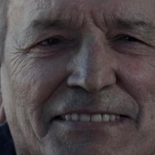 Malore in casa per Gigi Riva: la Sardegna e il Varesotto in ansia per Rombo di Tuono