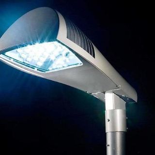 Busto, nuova illuminazione pubblica a led: «Termine lavori il 30 settembre»