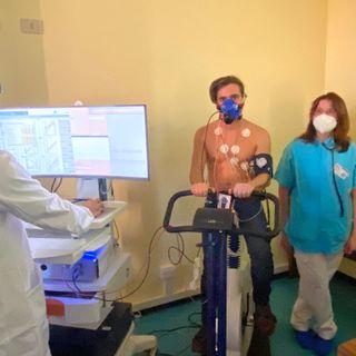 Un dono per aiutare a fare sport chi convive con cardiopatie congenite. «Questo apparecchio darà una vita piena a piccoli e grandi in cura al Del Ponte»