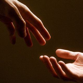 Aiuti Ucraina: l'istituto Galilei di Laveno raccoglie donazioni