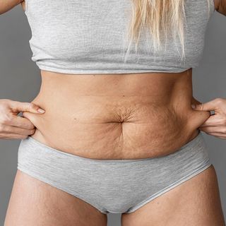 Maniglie dell'amore: gli esercizi da provare assolutamente
