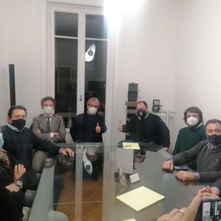 Maroni torna al &quot;lavoro&quot;. Primo incontro politico dopo la malattia: «Obiettivo riconquistare Varese e ce la faremo»