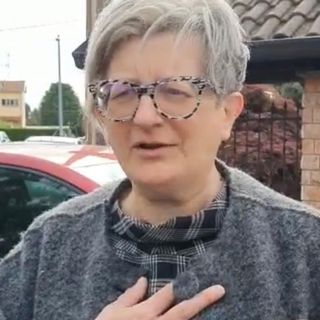 La titolare di una merceria a Samarate racconta l'ultima visita in negozio di Stefania Pivetti, uccisa insieme alla figlia di 16 anni La titolare di una merceria a Samarate racconta l'ultima visita in negozio di Stefania Pivetti, uccisa insieme alla figlia di 16 anni