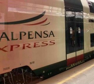 Treni Malpensa-Centrale solo in prima classe. Il Comitato Tpl: «Boicottiamo quelle corse»