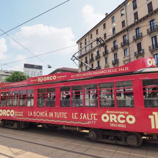 L'Orco Mangiabene compie 110 anni e veste il leggendario Tram numero 1 di Milano