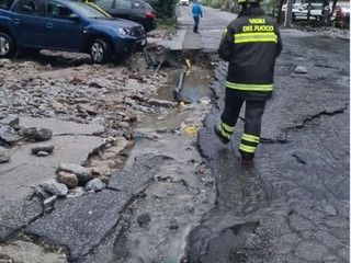 FOTO - Macugnaga, immagini impressionanti. Si evacuano le famiglie in difficoltà