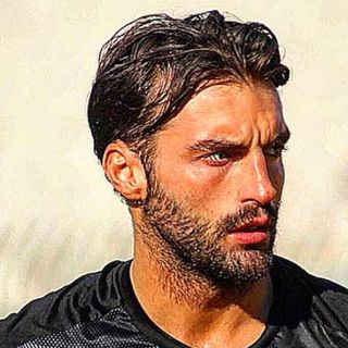 Giocò anche contro il Varese: Giovanni Padovani arrestato con l'accusa di aver ucciso l'ex compagna a Bologna Giocò anche contro il Varese: Giovanni Padovani arrestato con l'accusa di aver ucciso l'ex compagna a Bologna