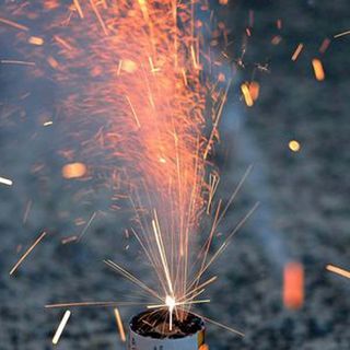 Scoperti 250 chili di fuochi d’artificio illegali: denunciato un 29enne di Busto Arsizio