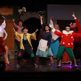 Amici con la passione del palco. Al Lux un musical che chiama grandi e piccini