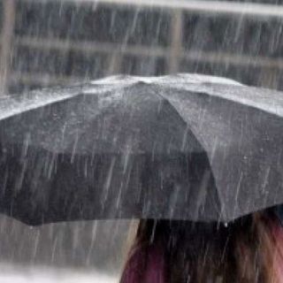 La pioggia è arrivata, allerta arancione fino alla prossima notte. Ecco cosa ci aspetta nel weekend
