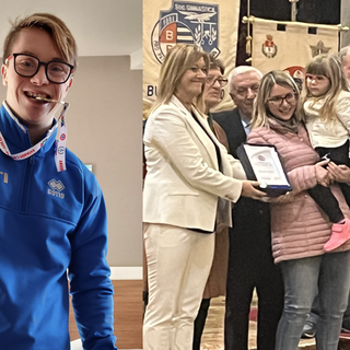 Riccardo splende d'oro in Turchia. Accanto, la sorella Sara ritira il premio alla Pasqua dell'Atleta