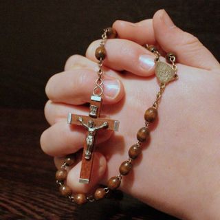 Maggio di preghiera: apre gli incontri monsignor Roberto Busti