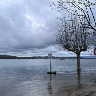 Stop alla pioggia, ma il lago di Varese e il Maggiore continuano a crescere