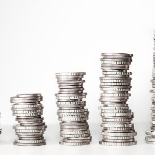 Con Poste Italiane “la gestione del risparmio e degli investimenti”
