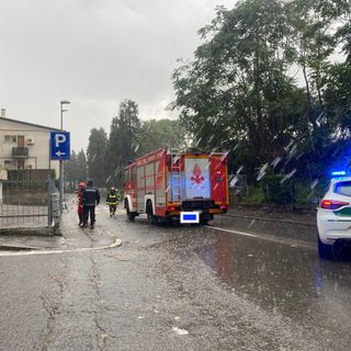 Ponte della stazione a Busto, soccorsi automobilisti