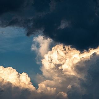 Oggi prima giornata tropicale in provincia, domani allerta di livello 3 per temporali violenti di Meteo Svizzera
