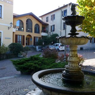 Il municipio di Galliate Lombardo