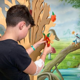 L'iniziativa del Ponte del Sorriso nei reparti pediatrici degli ospedali di Varese, Cittiglio, Tradate e Busto L'iniziativa del Ponte del Sorriso nei reparti pediatrici degli ospedali di Varese, Cittiglio, Tradate e Busto