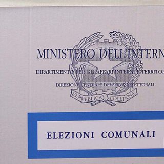 Ballottaggi, seggi aperti fino alle 15 a Malnate e Samarate: molto bassa l'affluenza
