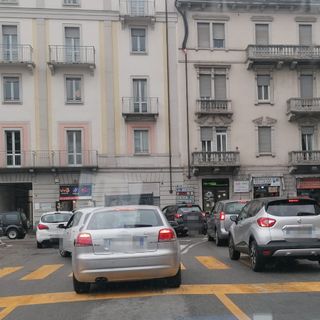 Incrocio via Spinelli-piazza Repubblica: «Incidenti tutti i giorni»