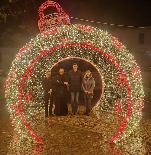 Gorla Maggiore accende le luminarie, aspettando il “Villaggio di Natale”