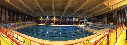 La piscina di via Copelli (foto sito internet della VON) La piscina di via Copelli (foto sito internet della VON)