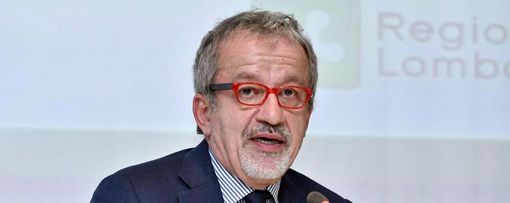 Intervento chirurgico per Roberto Maroni: operato oggi al Besta di Milano. «Condizioni soddisfacenti»