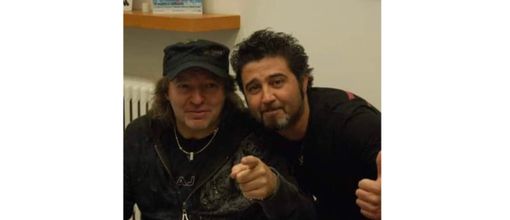 Ago Cannalire e Vasco Rossi, una foto che amava molto - per cortesia della famigiia Ago Cannalire e Vasco Rossi, una foto che amava molto - per cortesia della famigiia