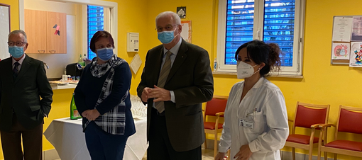 Nella prima foto Cassani e Doggi con Mazzucchelli, sotto Olivieri e Zanetti
