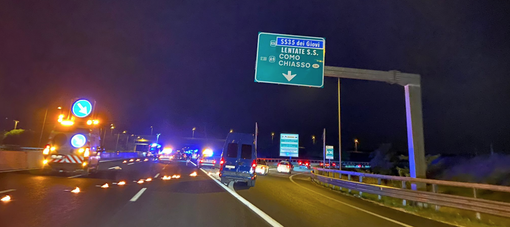 Scontro tra due auto sull'A8: autostrada chiusa in direzione Varese