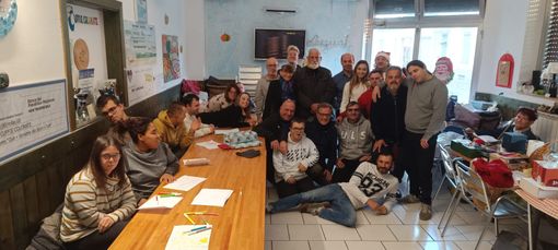 Didobar riprende un Natale speciale. E le Cuffie Colorate “bucano” il video