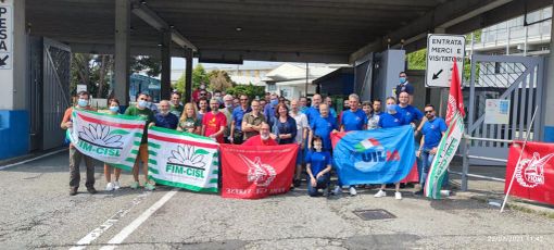 La delegazione a Cassinetta (in alto) e a Roma (in basso nella gallery)