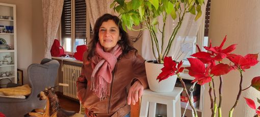 «Ho perso 4 lavori per la pandemia e ho imparato a prendermi cura degli anziani: mi fa sentire utile. E la loro soddisfazione è anche la mia»