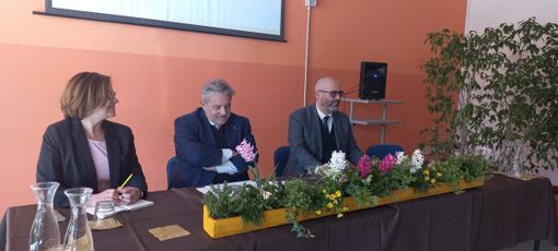 Un tris rosa per guidare l'Agenzia Formativa della Provincia di Varese. Dentro anche Romana Dell'Erba Un tris rosa per guidare l'Agenzia Formativa della Provincia di Varese. Dentro anche Romana Dell'Erba