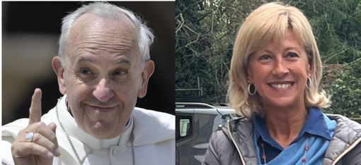 Papa Francesco (foto Adnkronos) e Mirella Cerini