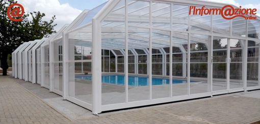 La piscina nella struttura