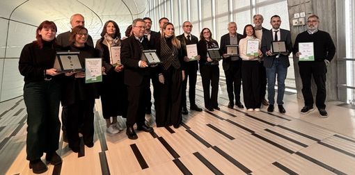 Il MIDeC e le Officine dell'Acqua premiati da Regione Lombardia: un riconoscimento per l’eccellenza culturale e artistica Il MIDeC e le Officine dell'Acqua premiati da Regione Lombardia: un riconoscimento per l’eccellenza culturale e artistica